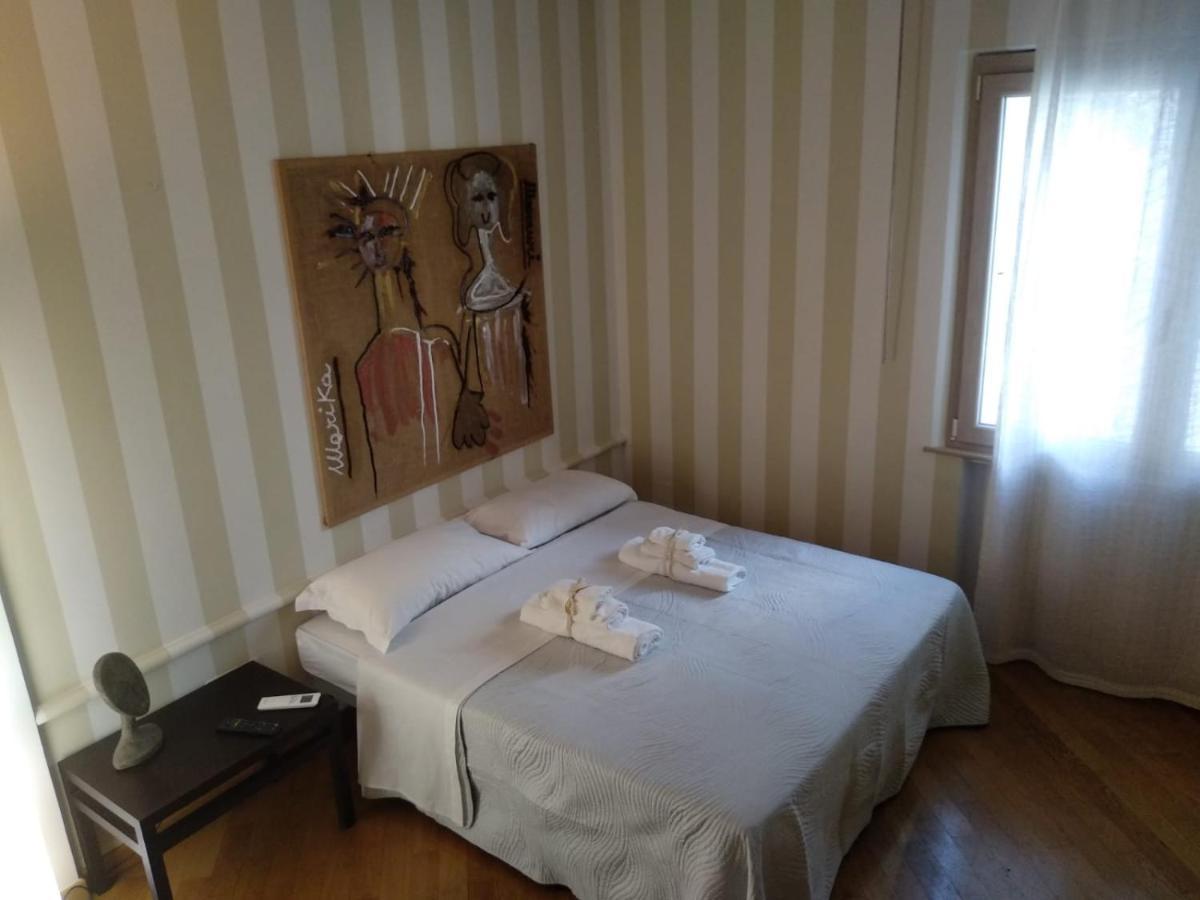 B&B Civico 45 Porto SantʼElpidio Szoba fotó